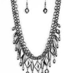 Paparazzi Silver Necklace Elegant Jewelry